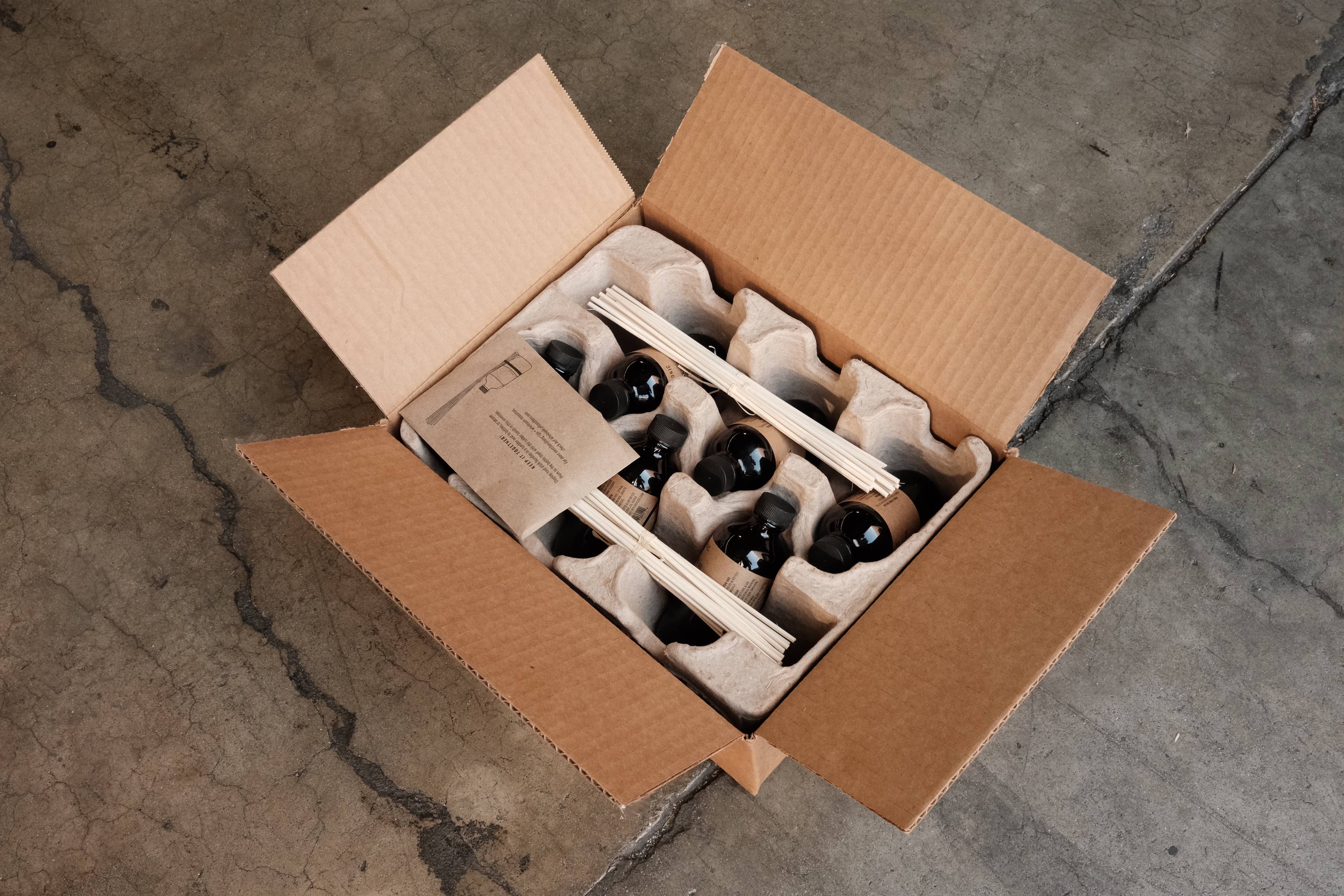 P.F. Candle Co. - Wholesale Reed Diffuser - Teakwood & Tobacco - 3.5 oz Reed Diffuser6