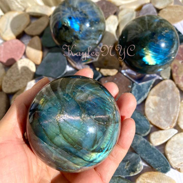 KayleeNYC - Wholesale Spiritual Stone/Crystal - 3-5 Pcs Natural Labradorite Sphere Crystal Ball Nice Quality