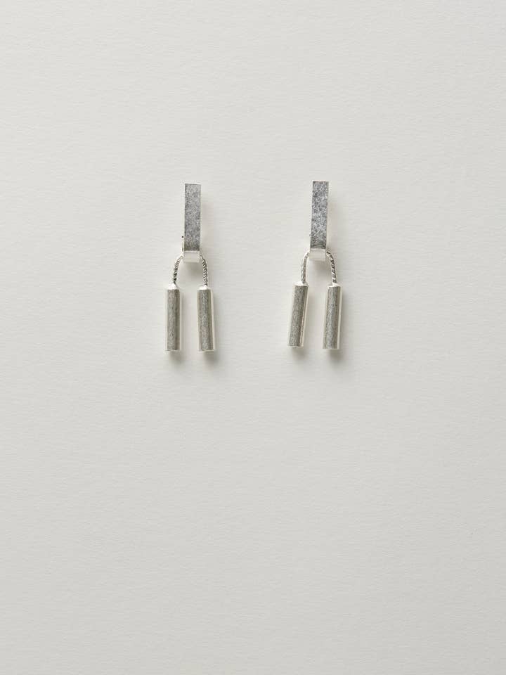 Boucle d'oreille Riverside pour la vente par This Is Alaya