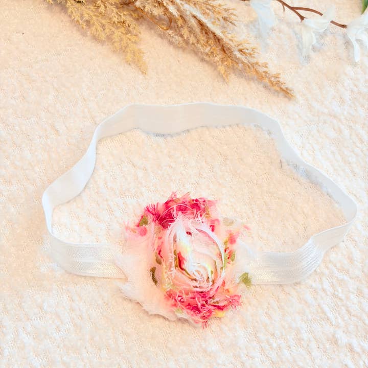 Bandeau shabby chic à fleurs pour bébé bandeau à fleur blanche pour bébé pour la vente par Jazy and Eve