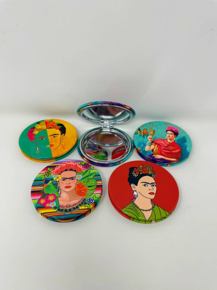 Frida Kahlo Round Compact Mirror for wholesale by Nai Gifts