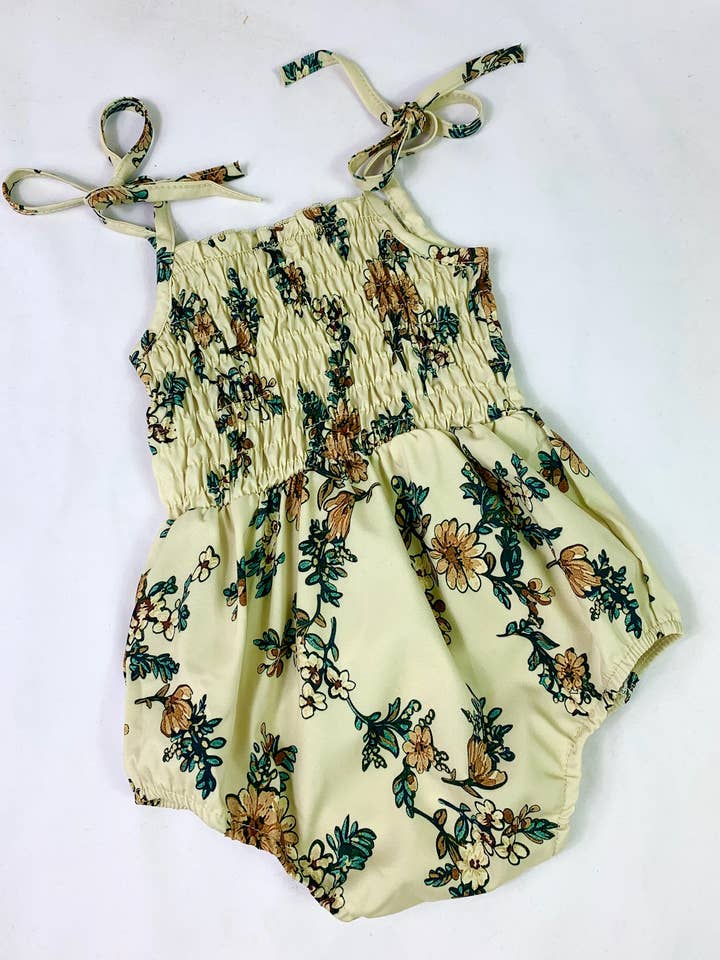 Shelby Rompertje voor baby's met smocked voor wholesale door The New Class