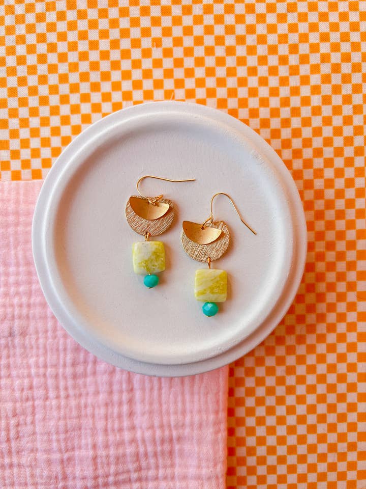 Junho | Brincos de Fisca por atacado de Eleven + Jane