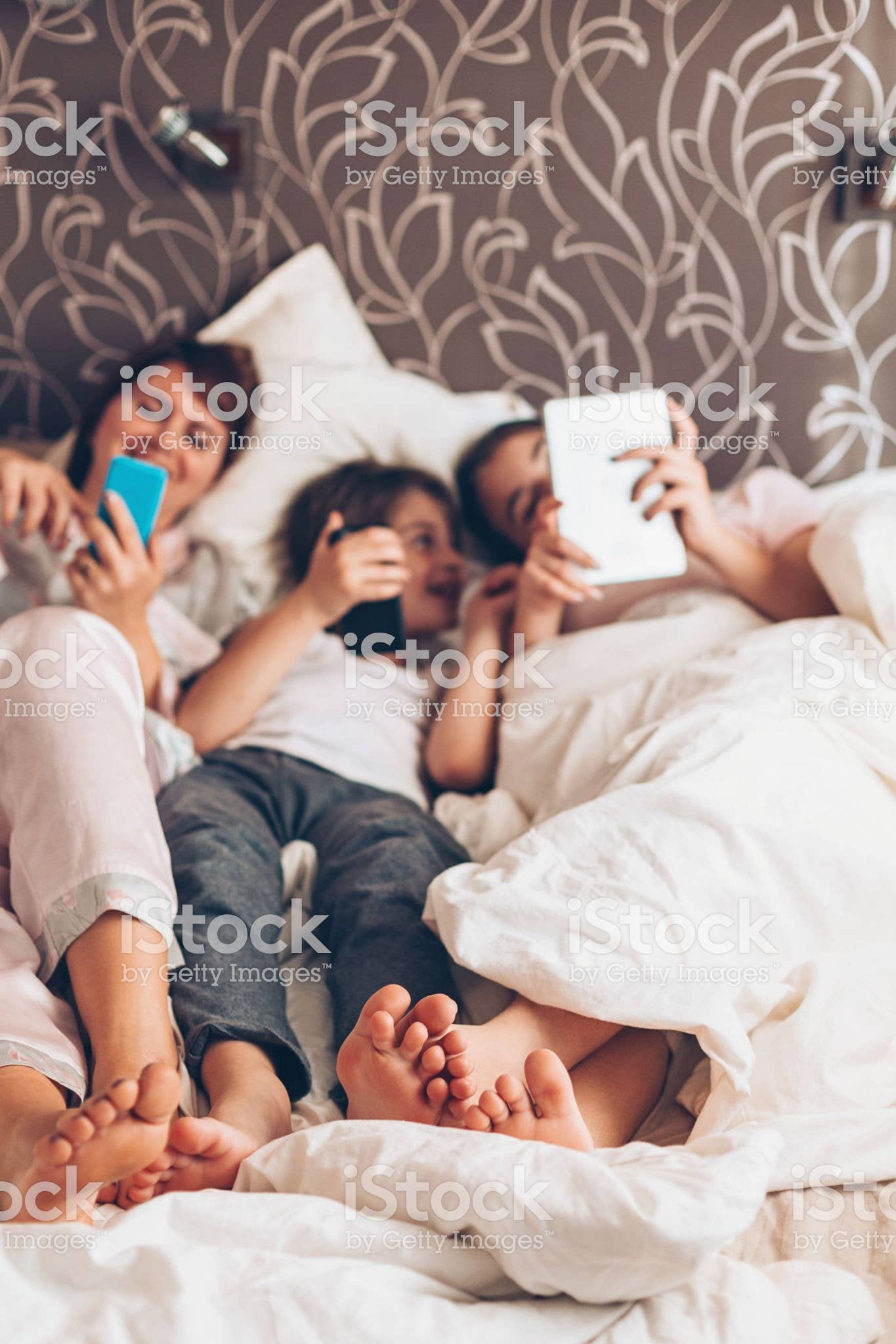 EnergyDots – wholesale Telefon- och laptopklistermärken – Smartdot - för EMF-strålning - EMF Aware | EMF-strålning & 57