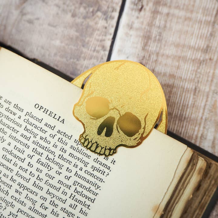 LiteraryEmporium - Wholesale Bookmark - Shakespeare Hamlet Skull Brass Bookmark 'To Read Or . . .'3