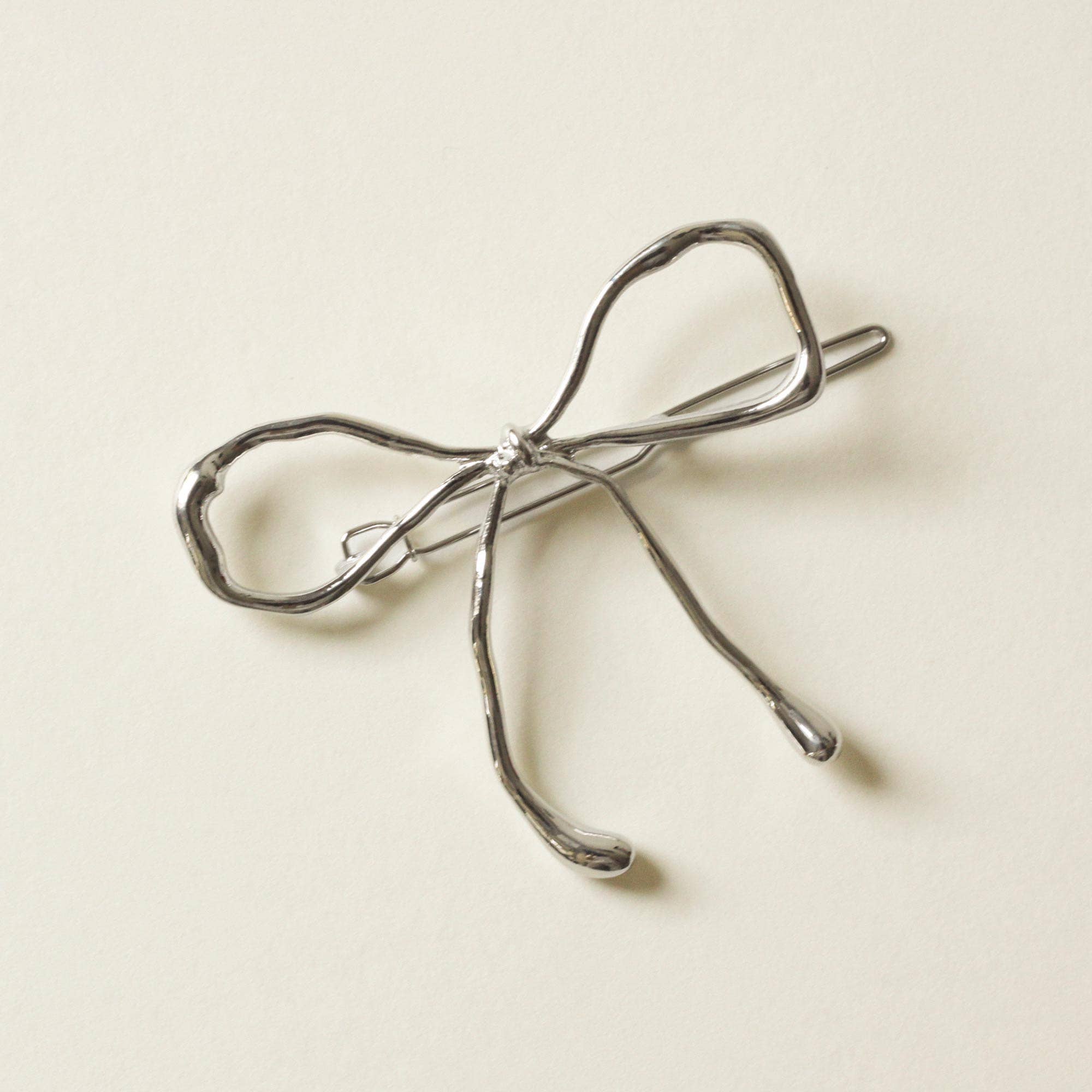 nar'sha – wholesale Hair clip – Women’s – Metal Bow Barrette Hair Clip | Silver