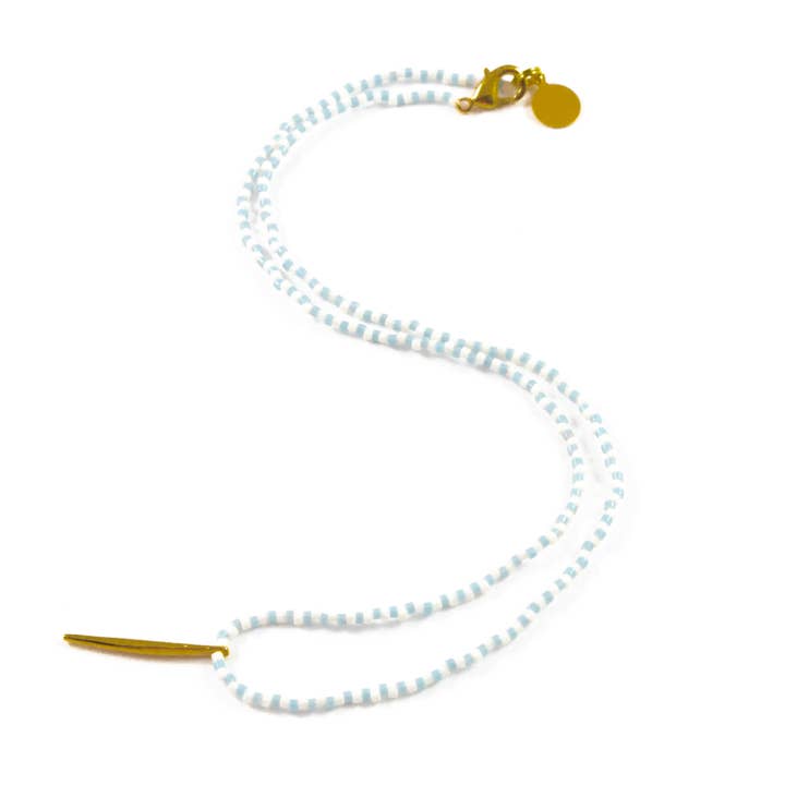 Pico alternado de oceano tempestuoso em ouro por atacado de Nica Life