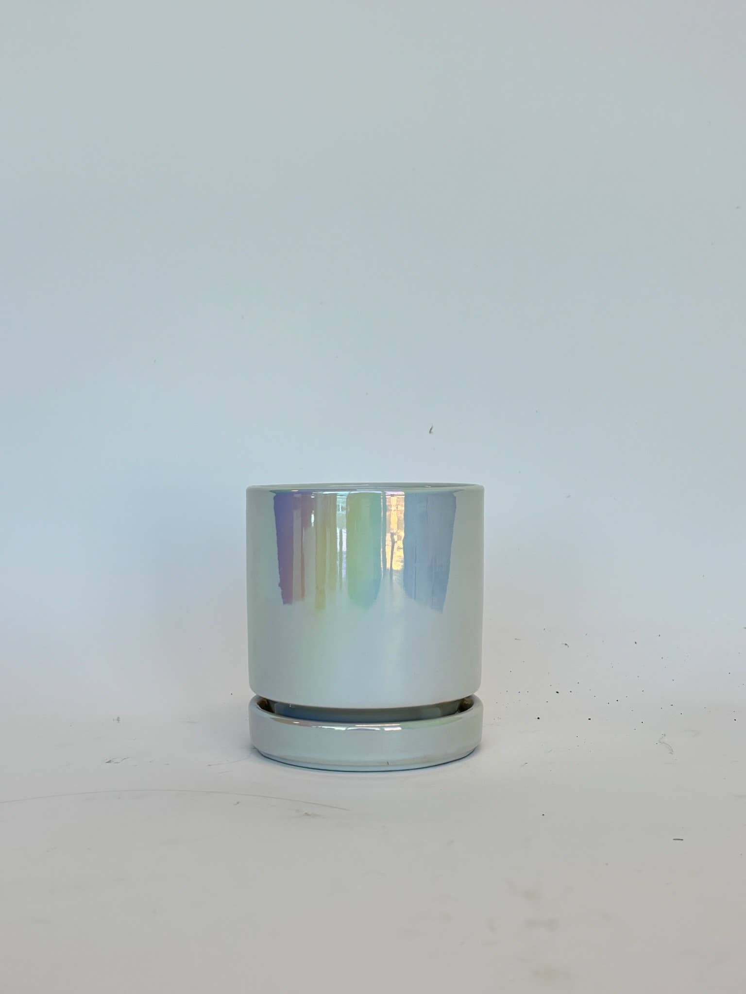 Momma Pots - Wholesale Plant Pot - 6.5" Iridescent Cylinder Pots with Water Saucers 3