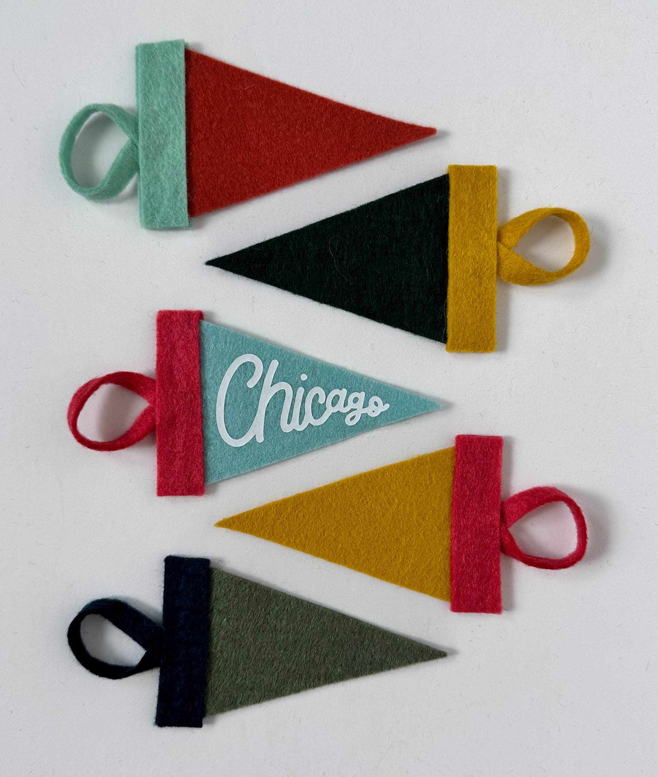 traveldashery - Vendita all'ingrosso Decorazione - mini gagliardetto personalizzato: colori classici6