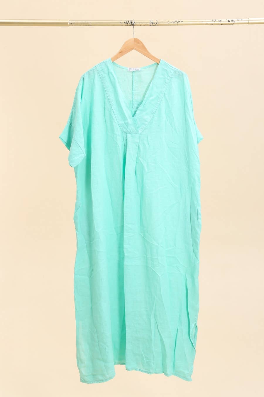 la maison des fibres naturelles - Wholesale Dress - Women's - Long dress v-neck 62733 100% linen32