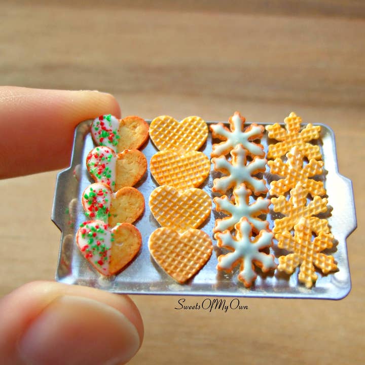 Miniature Christmas Biscuit Set - Shortbread + Wafer Heart for wholesale by Sweetsofmyown