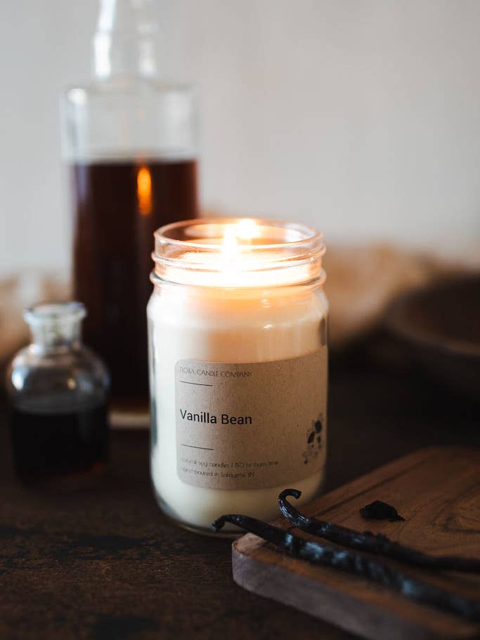 Bougie Vanilla Bean 12 oz pour la vente par Flora Candle Company