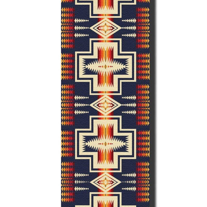 Tapis de yoga Pendleton Harding bleu marine PER pour la vente par Yune Yoga