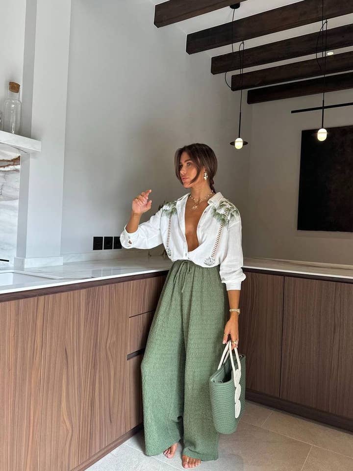 Design company-Fatma Balkir - Vendita all'ingrosso Completo top e gonna - Donna - Set Pantaloni Verde Menta e Camicia Ricamata - stile boho estivo2