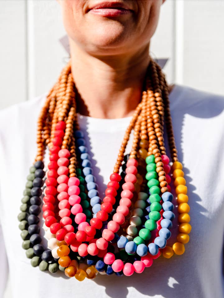 Collana mini in legno e pietra per la vendita all'ingrosso da parte di Greenwood Designs