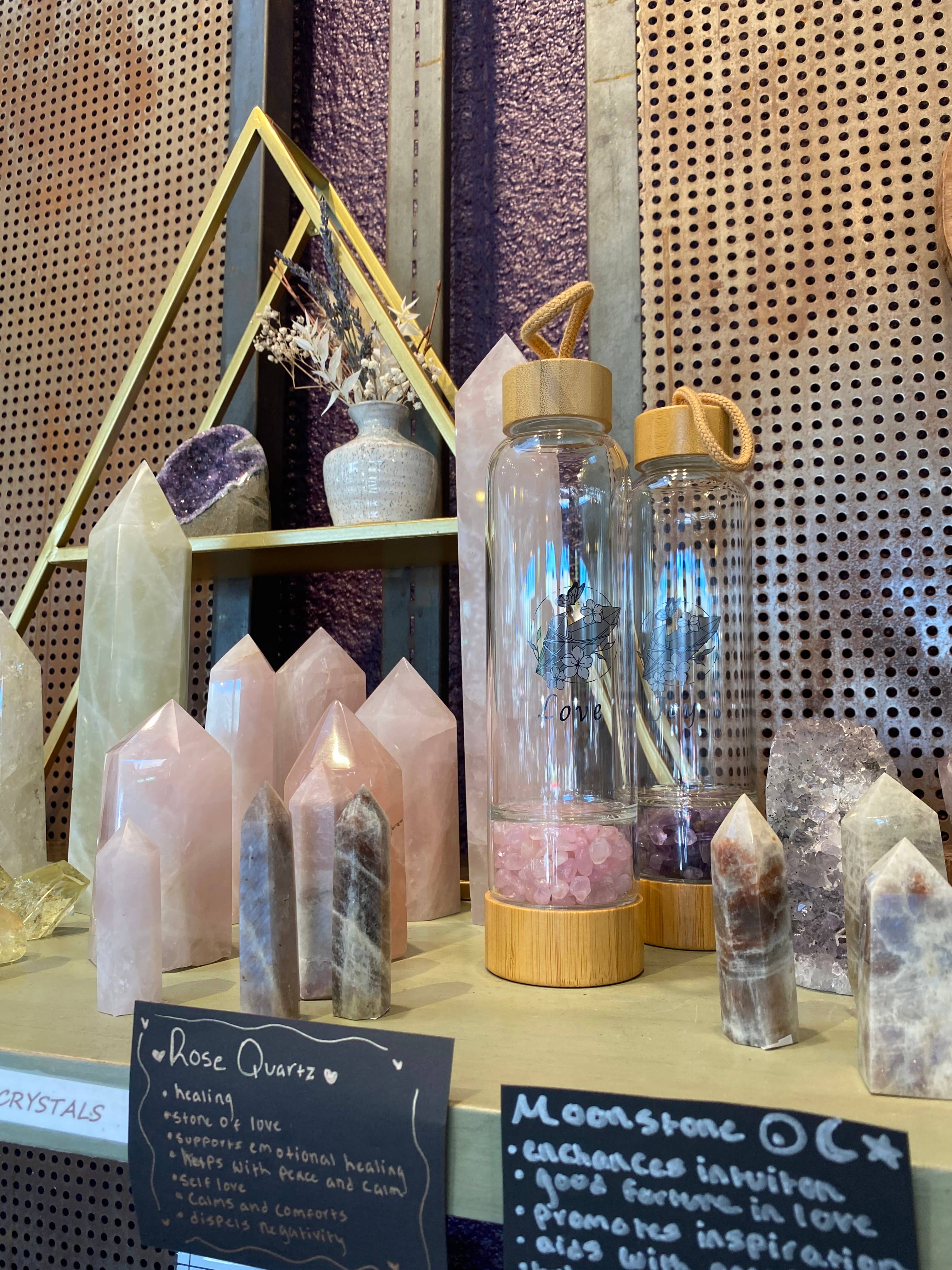 Juicey Gems – Großhandel Trinkflaschen – KOMBI-PAKET A Quarz-Kristall-Wasserflaschen11