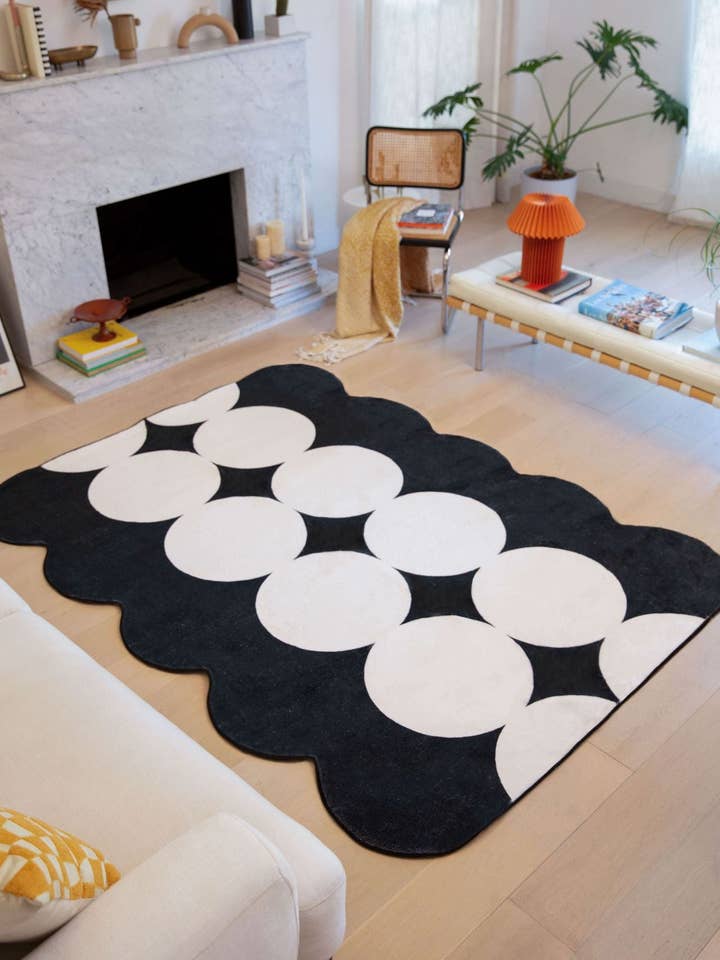 Irregular Ivory/black Geometric Area Rug for wholesale by Lany Space