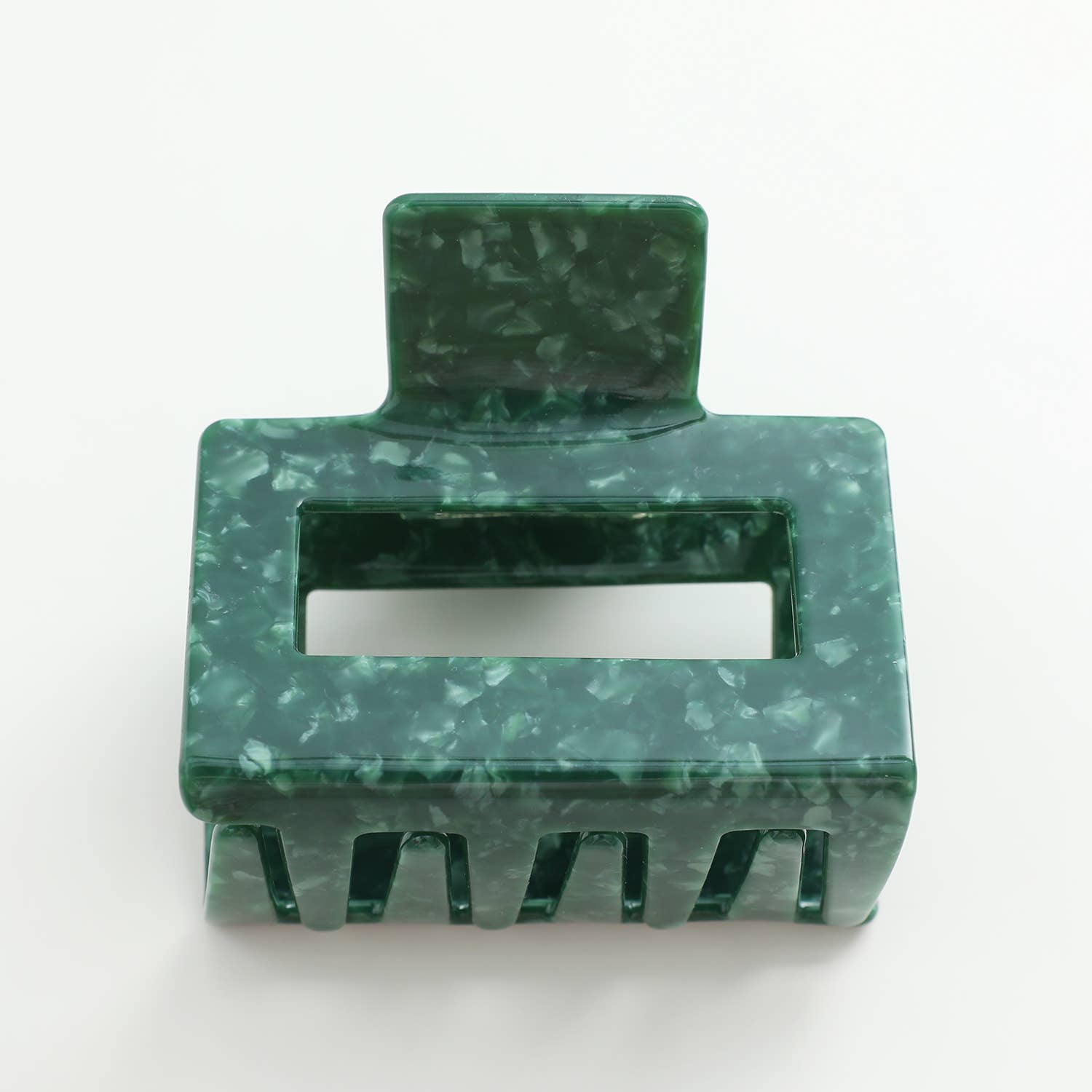 Evergreen Pine | Assorted Large Claw Clips for wholesale on Faire4