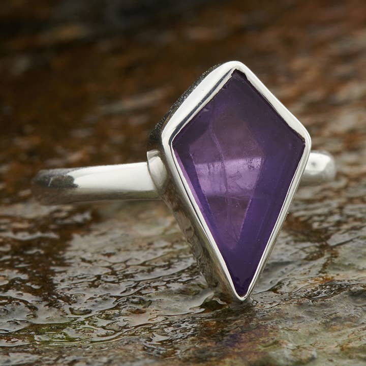 Ametist Shield 2.0 för wholesale av Nugent Jewelry