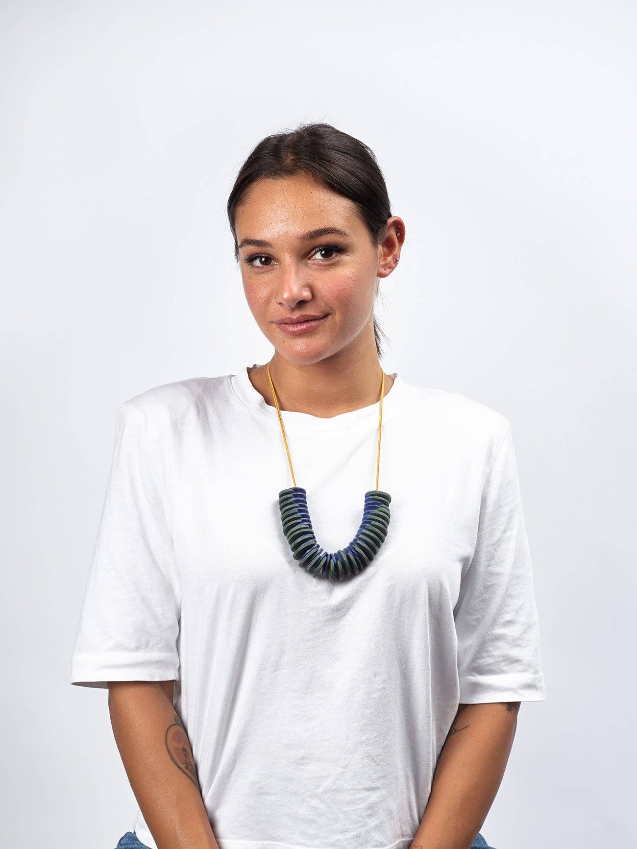 Bijondo - Wholesale Bib Necklace - Adjustable Necklace Wood And Cotton Polly3