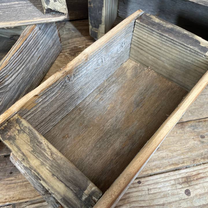 My Amigos Imports - Wholesale Decorative box - Helena Reclaimed Old Cedar Wood Drawer-Crate-7Wx13Dx4H-Box2