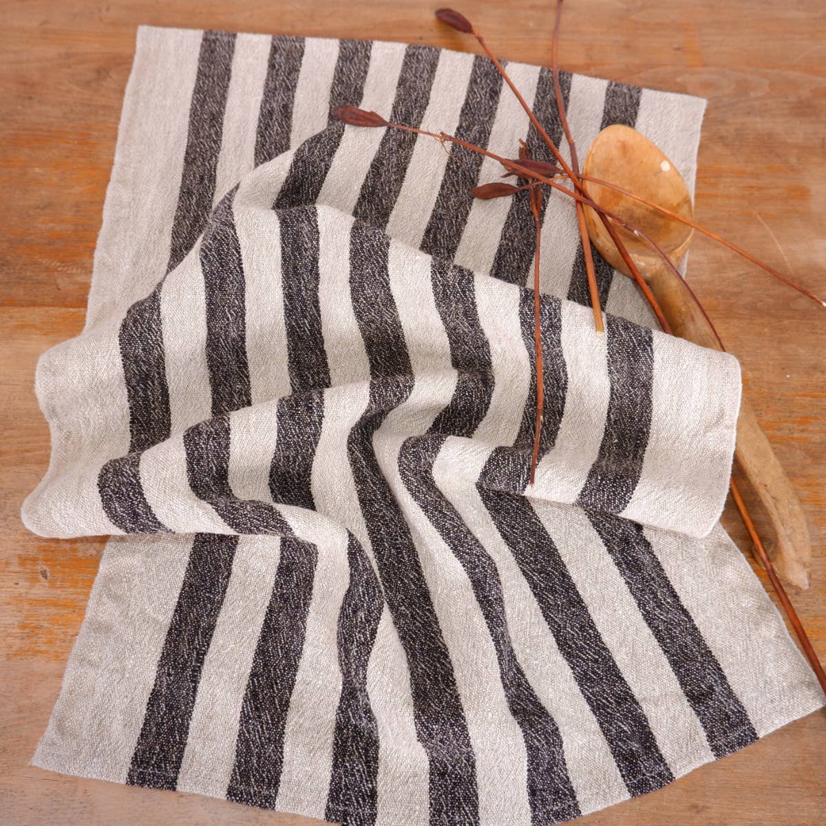 NorraVilla - Wholesale Tea Towel - Blue Black Natur Striped - Linen Kitchen Towel7
