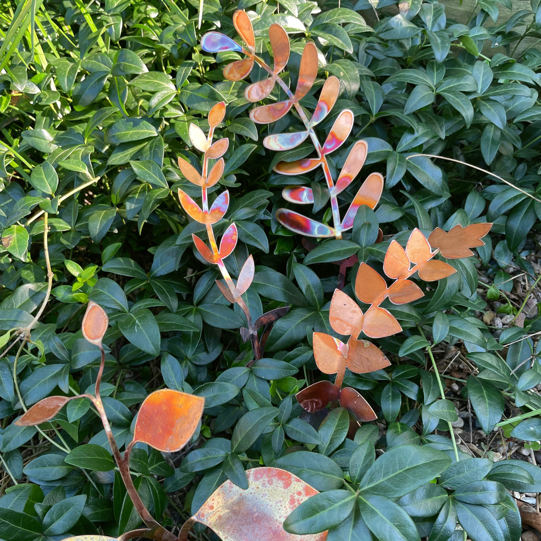 Clever Goods by Annabelle Noel Designs - Wholesale Garden/Lawn Stake - Large Natural Copper Fern Frond3
