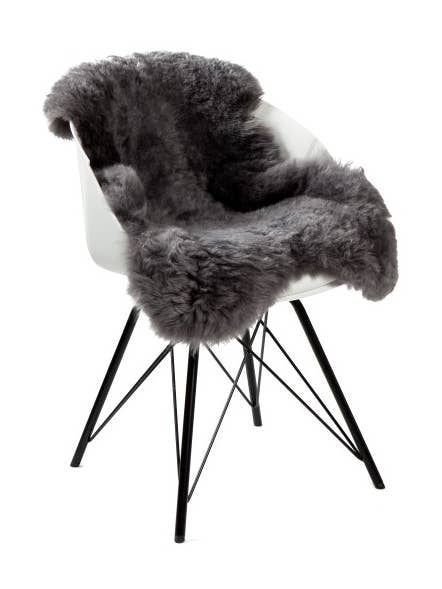 Sheepskin Icelandic short grey 90-110cm for wholesale by DYRESKINN®