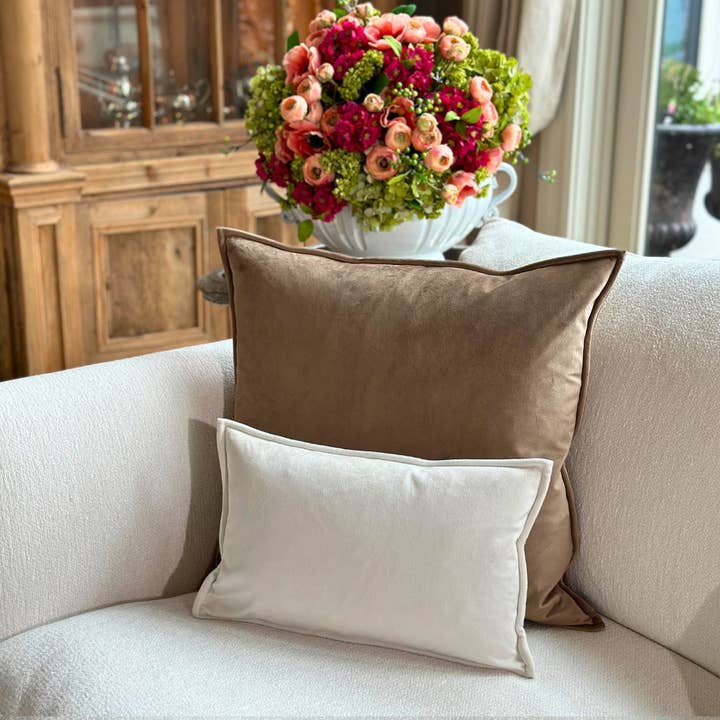 Arte Italica & Crown Linen Designs - Wholesale Throw/Decorative Pillow - Sicily Velvet Boudoir Pillow