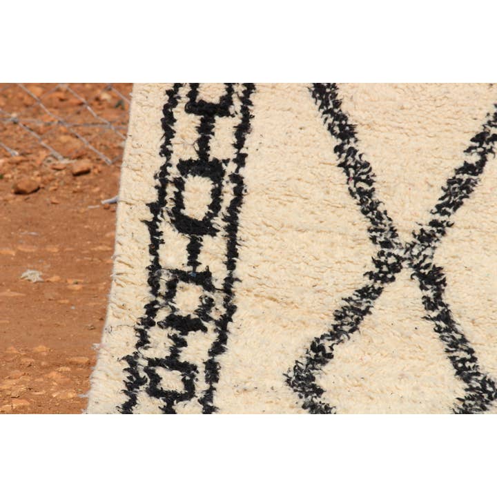 MUSMUSRUGS – wholesale Rug pad – Moroccan Traditional Moroccan Beni Ourain Rug4