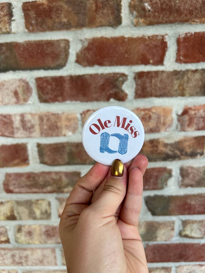 Bottone del Giorno della Partita di Ole Miss per la vendita all'ingrosso da parte di Vintage Brims