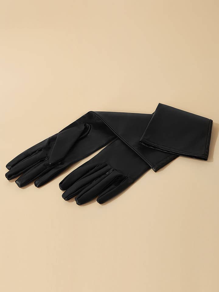 Long Black Gloves · Madame · for wholesale by Bruna