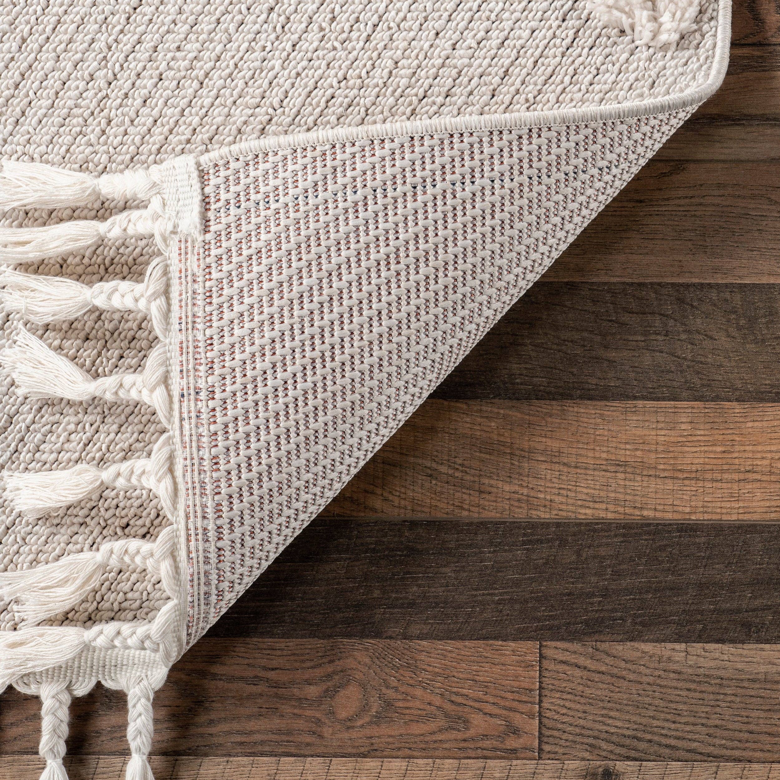 Blanc cassé Tapis à pompons Kilah Snowmen High-Low pour enfants en vente sur Faire5