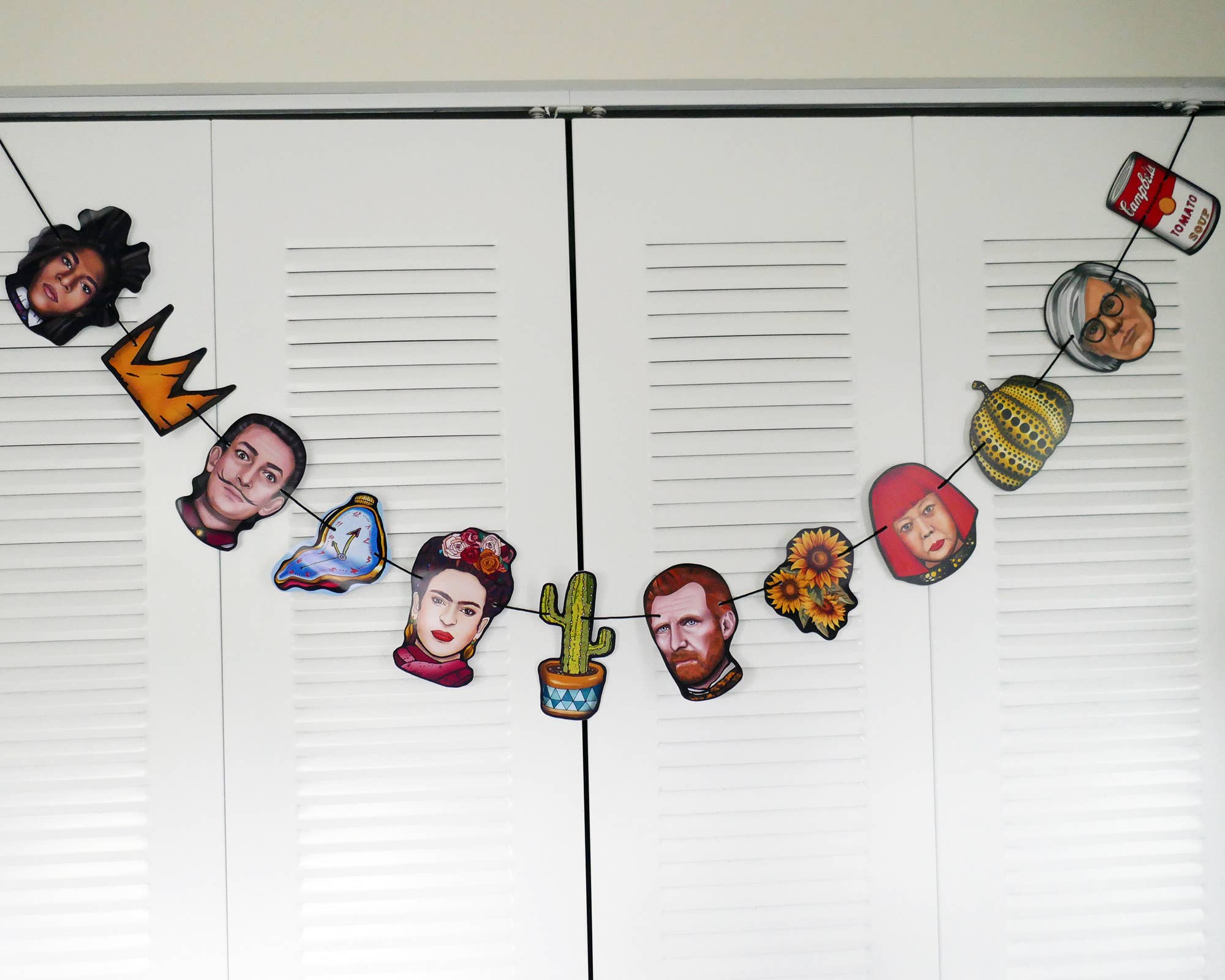 THE PAPER IDOLL – Großhandel Wimpel/Girlande – Girlande und Banner von Iconic Artists, Wimpelkette, Kunstdekoration für Partys2