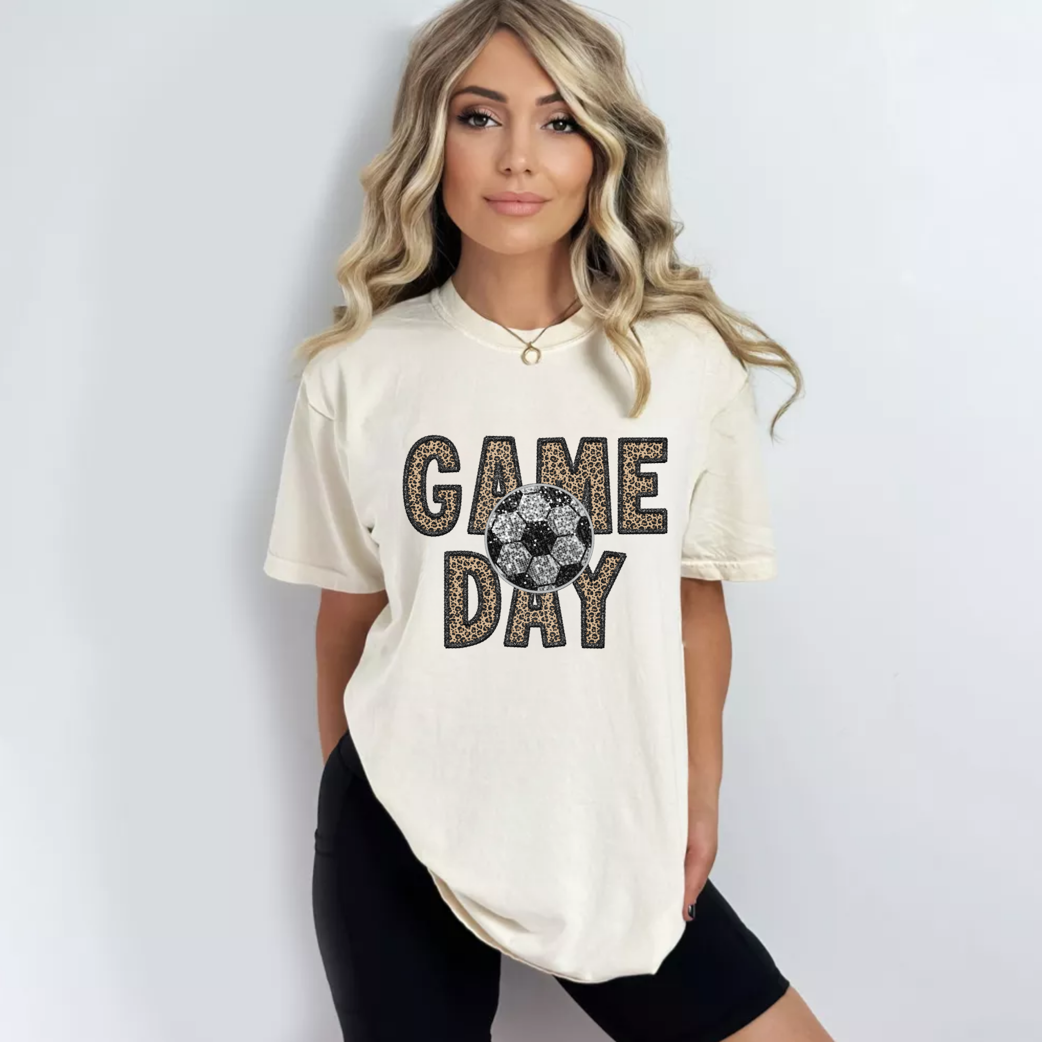 TEELUX – Großhandel Sublimationsrohling – (Shirt nicht im Lieferumfang enthalten) Aufnäher GAME DAY SOCCER mit Kunstpailletten — transparenter Filmtransfer2