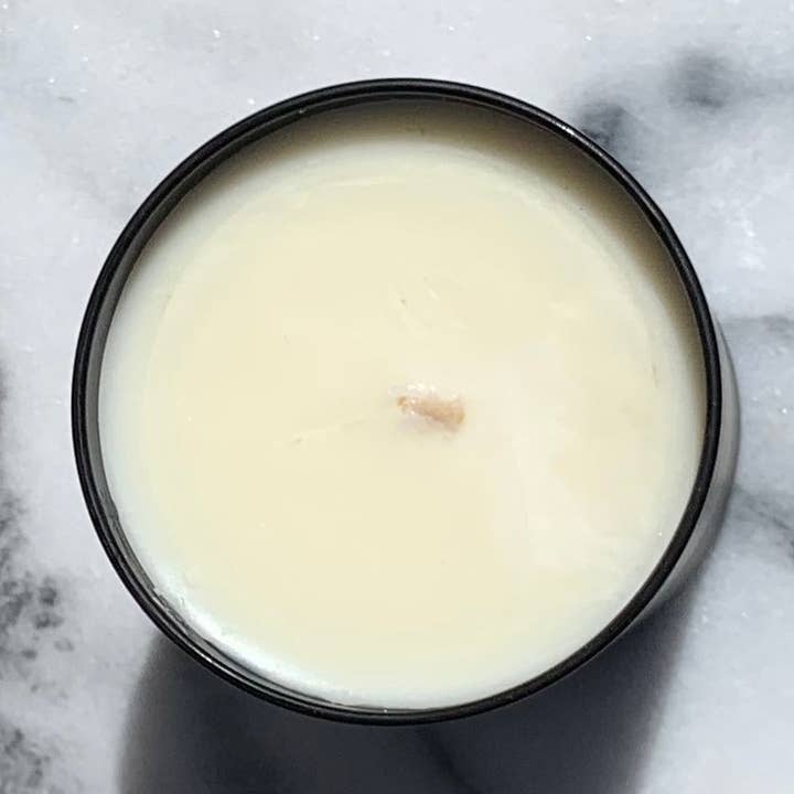 Bois de santal et ambre pour la vente par VOW Candles