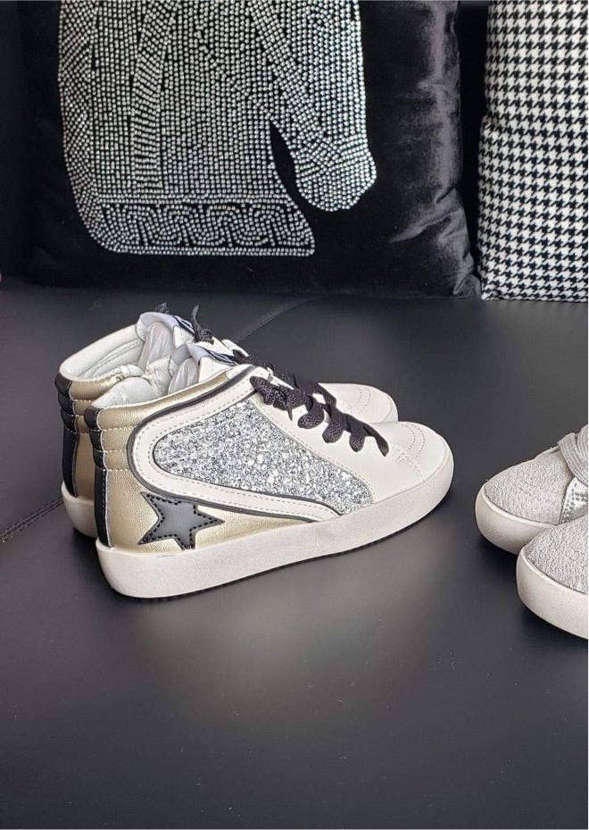 Torn and Trendy - Wholesale Lifestyle Sneakers - Kids - Black and Gold Hi Tops Star Sneakers0