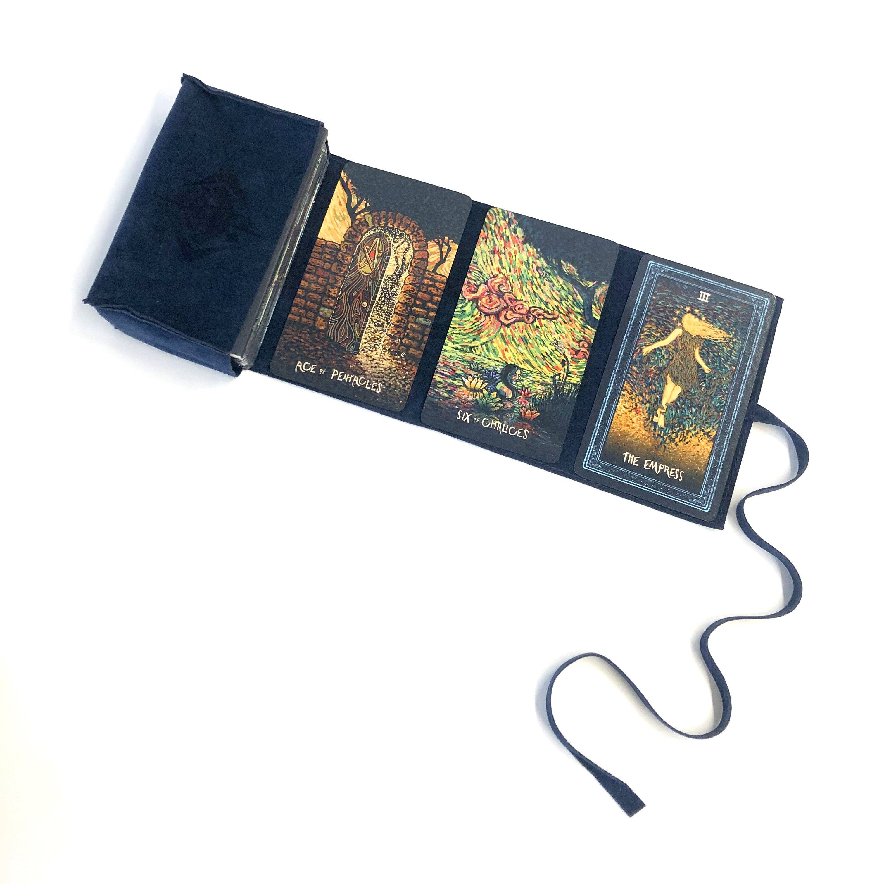 Prisma Visions – wholesale Tarot cards – The Prisma Visions Satchel6