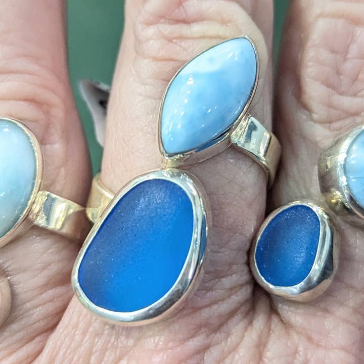 Glasring mit Larimar und Beach für den Großhandel von Designs By Evon