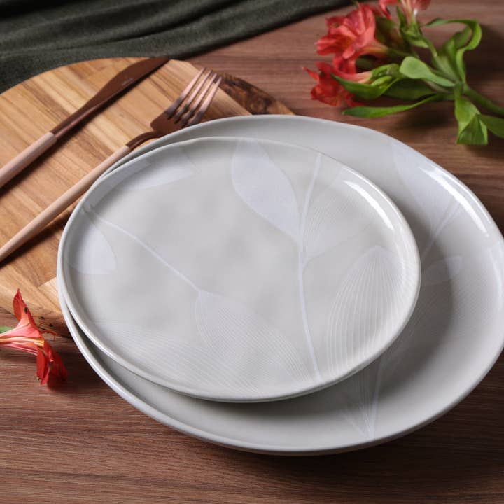 Porto Brasil - Wholesale Dinner Plate - Bio Stoneware Açucena Dinner Plate, 10.8"