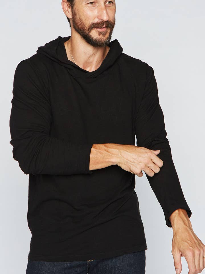 Hoodie à manches longues en lin mélangé pour homme pour la vente par Mika Jaymes