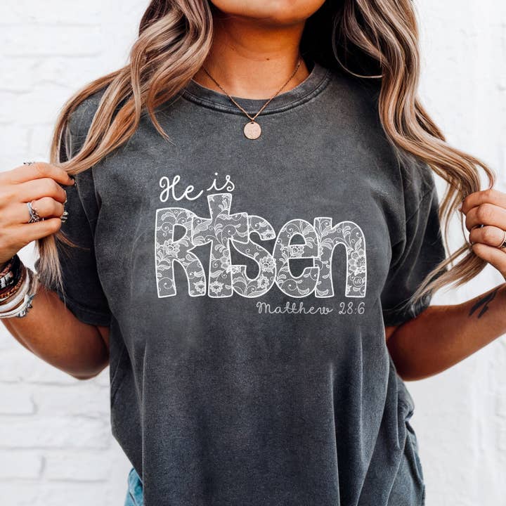 Il est ressuscité T-shirt chrétien de Pâques pour la vente par Never Lose Hope Designs