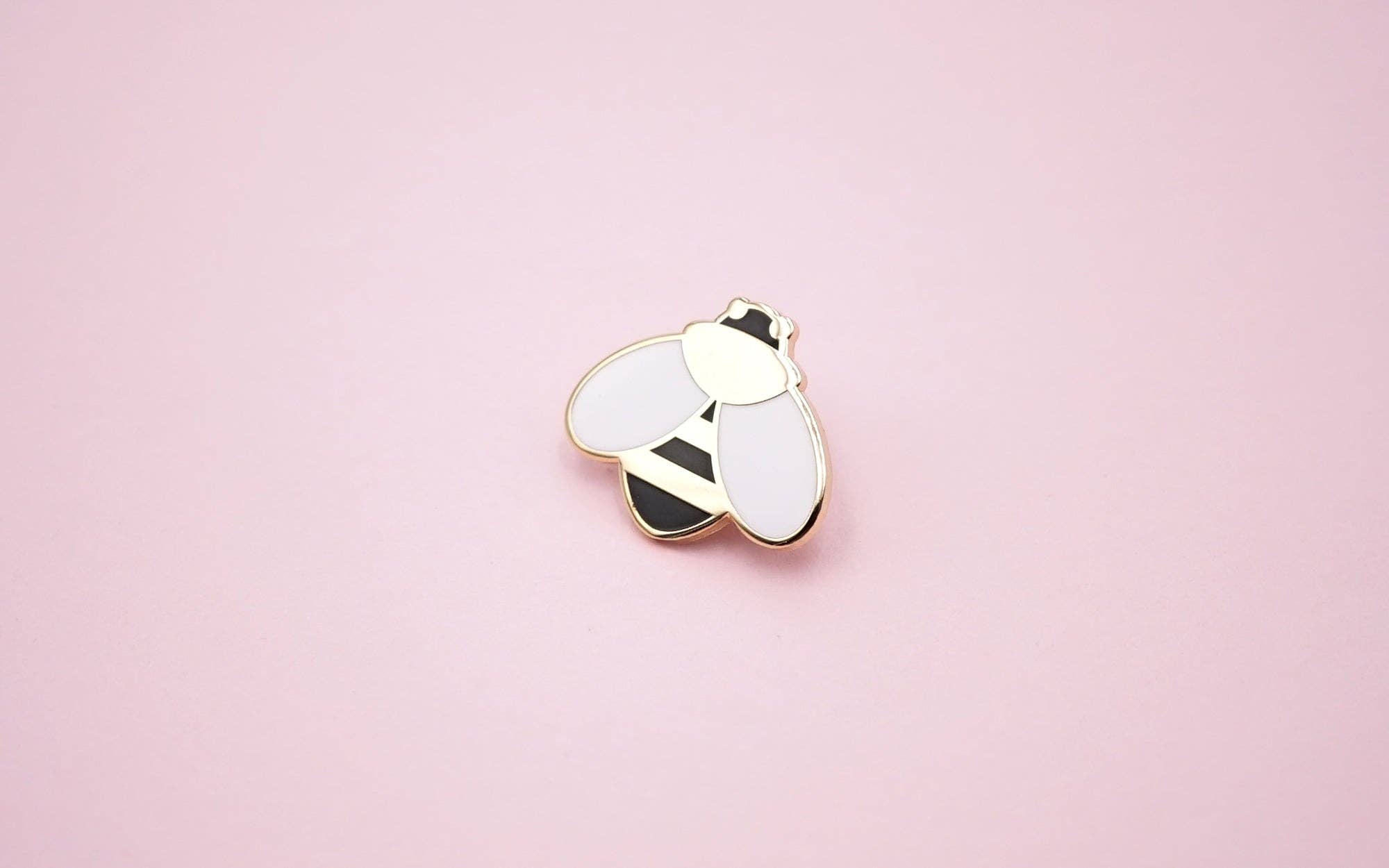 Kelly McMahon Design - Wholesale Lapel Pin/Button - Bee Mini Pin1