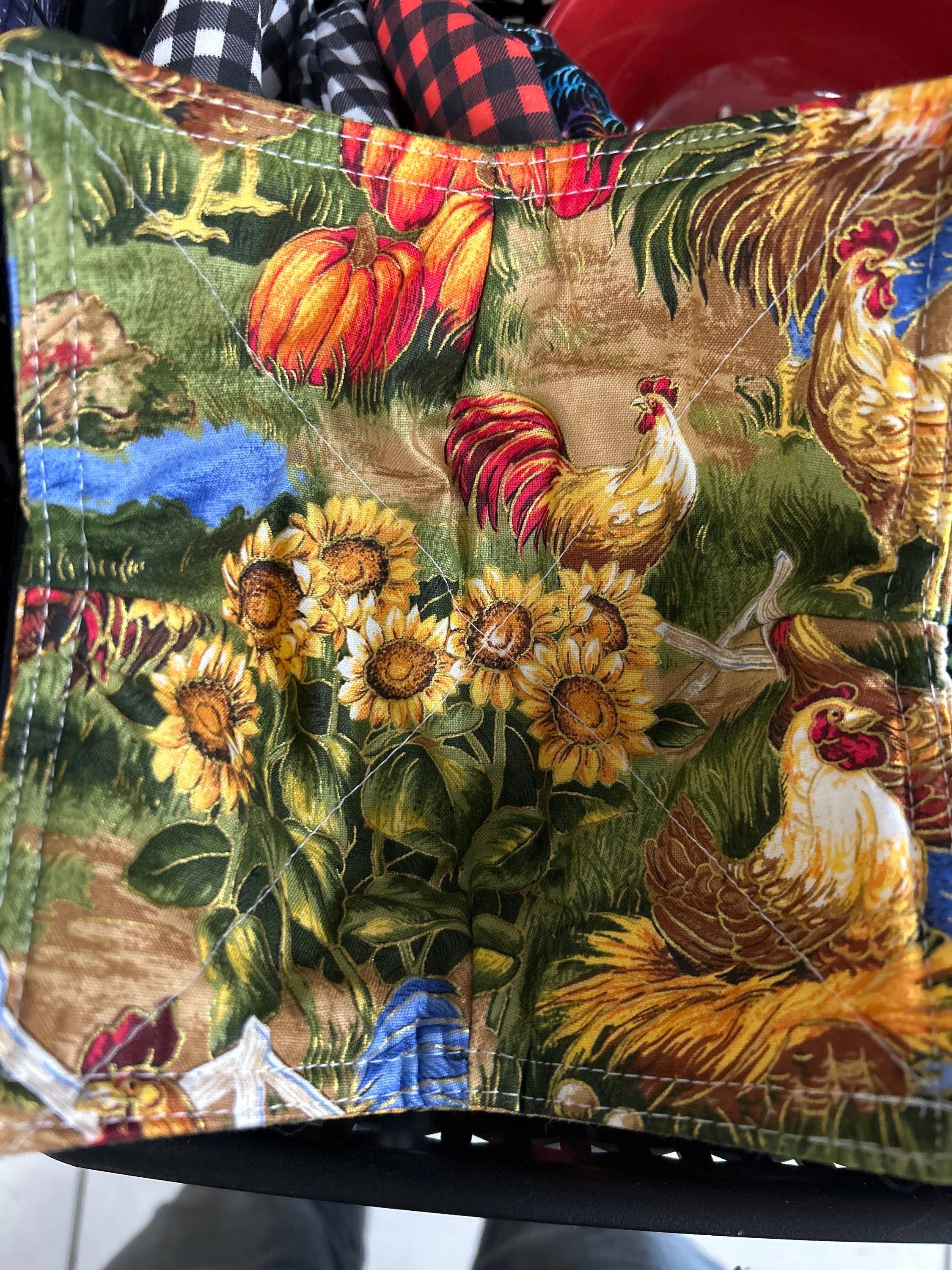 Olive Loom - Wholesale Drink Huggers & Koozies - Soup Koozie - Hens & Roosters1