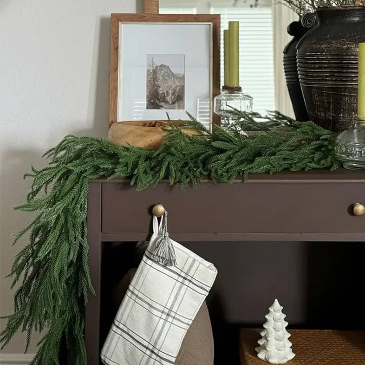 Kiyo Home – wholesale Bunting/garland – Norfolk Pine Garland (Set of 2)1