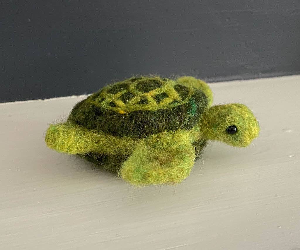 The Felted Bee - Wholesale Craft Sewing Kit - Sea Turtle Needle Felting Kit