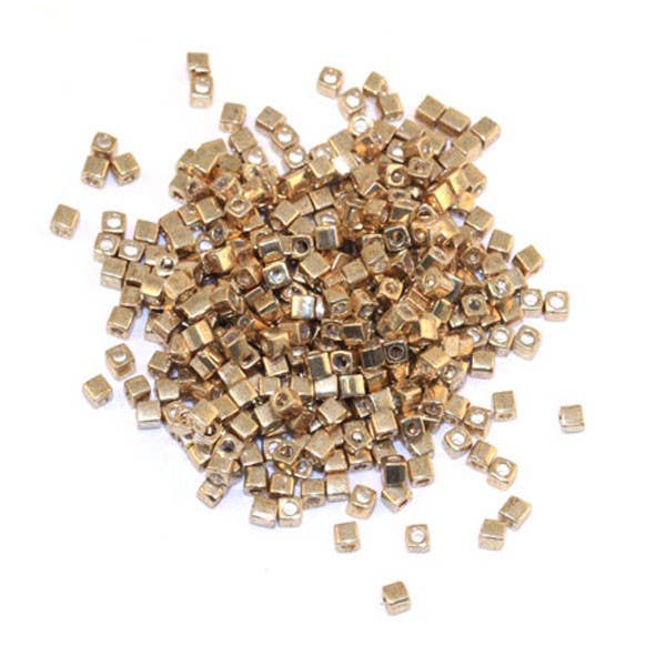 10g Miyuki Cube 1,8 mm zincato oro SB18-1052 per la vendita all'ingrosso da parte di Fais-le toi-même