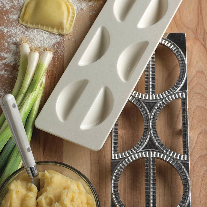 Fox Run Brands - Wholesale Kitchen Tool/Gadget - Fox Run Pierogi Maker, Aluminum, 6-Cup, 4" x 10.5"1