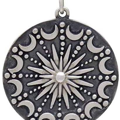 Collier mandala soleil et lune en argent sterling • Pendentif céleste • Phases de la lune lunaire • Collier en croissant de lune • Chaîne en argent sterling vieilli pour la vente par A Charmed Impression