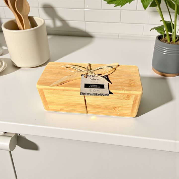 Bamboo Butter Dish and Butter Knife for wholesale by Bamboo Switch